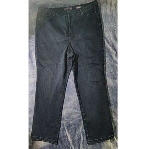 Gloria Vanderbilt Ladies' stylish Amanda Jeans in size 24W/ 48" waist